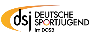 Logo der Deutschen Sportjugend im DOSB, mit der Abkürzung „dsj“, einem orangefarbenen Swoosh und den deutschen Nationalfarben im Schriftzug.
